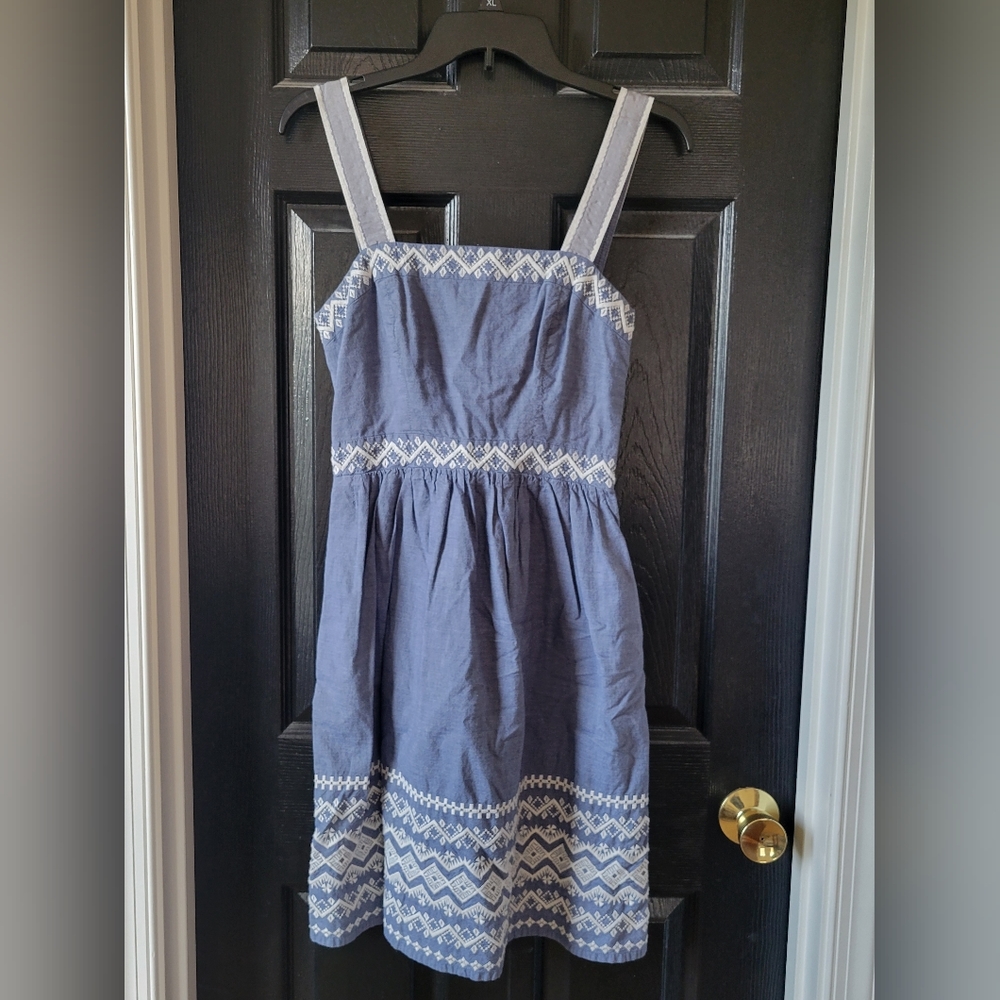 JESSICA SIMPSON Denim Embroidered Dress Size 4